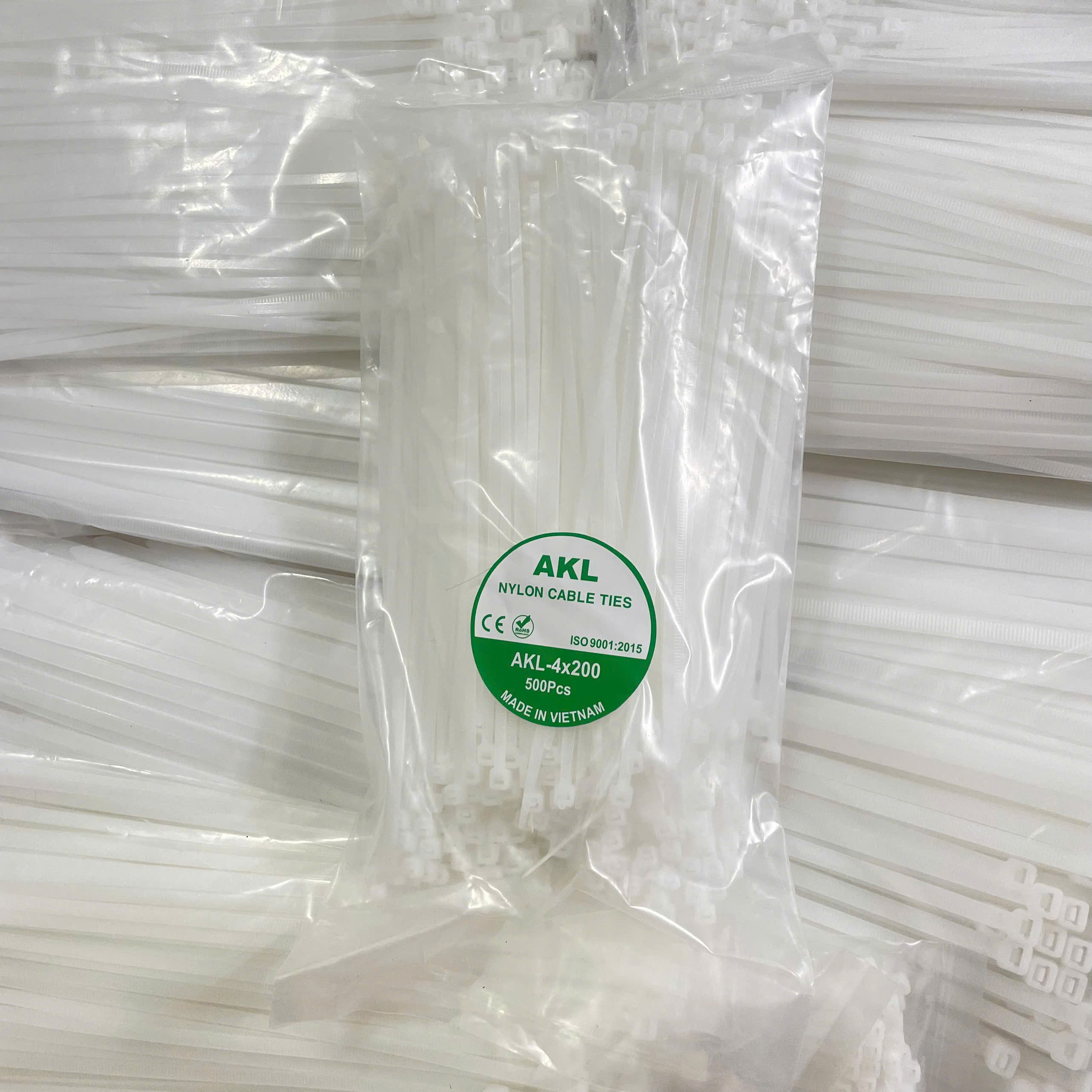 Dây rút nhựa trắng 4x200mm
